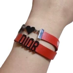 DIOR Double Wrap Heart Bracelet Red
& Silver Tone Metal